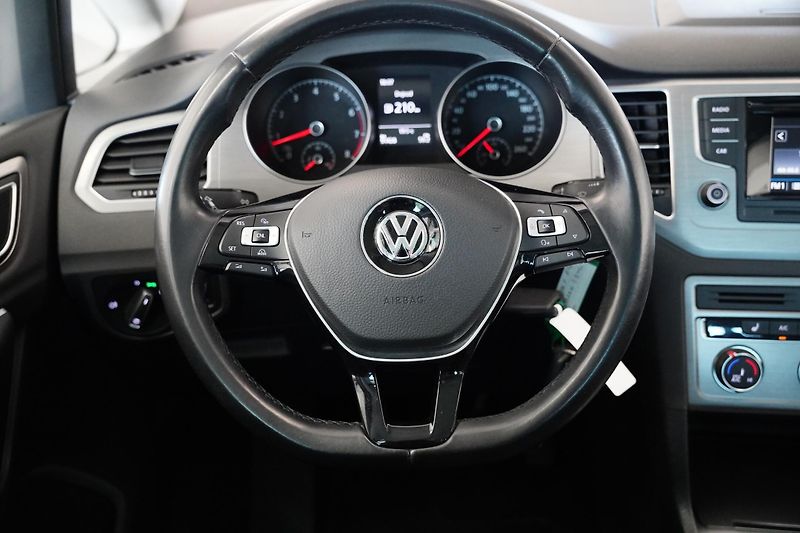 Volkswagen Golf Sportsvan - fotka 18 z 24