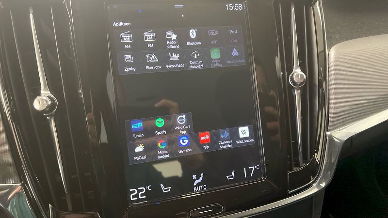 Volvo V90 (2018) Kombi Inscription 2.0 TDI 110k - fotka 38 z 38