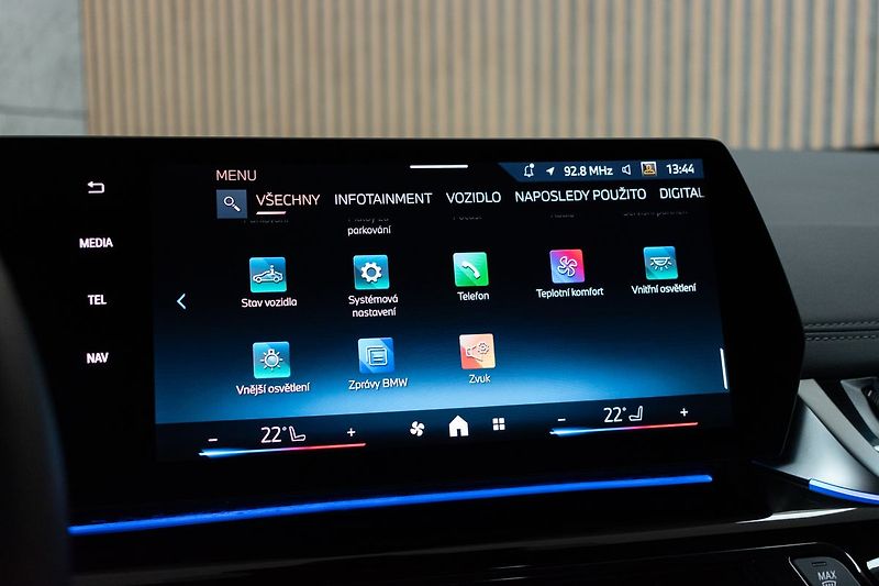 BMW Řada 2 218d ///MSPORT*ZÁRUKA*DPH*ČR 1 - fotka 31 z 49