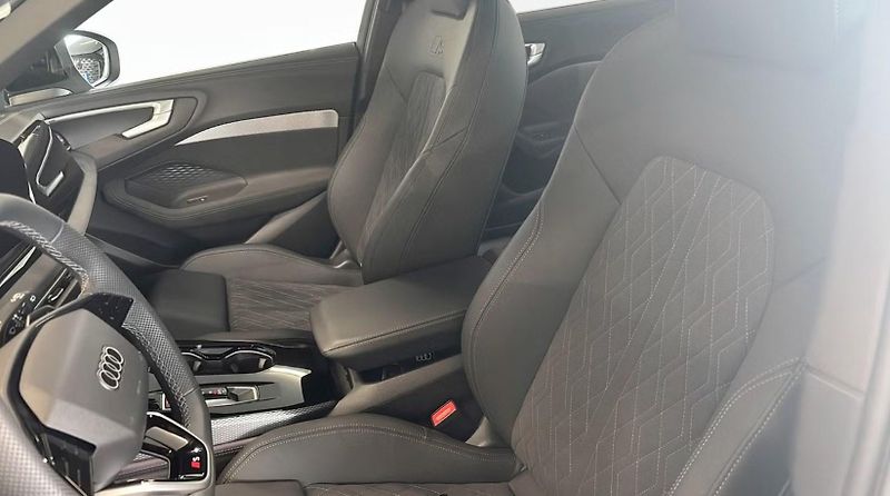 Audi A5 Avant 2.0 e-hybrid Q S-Line - fotka 8 z 14