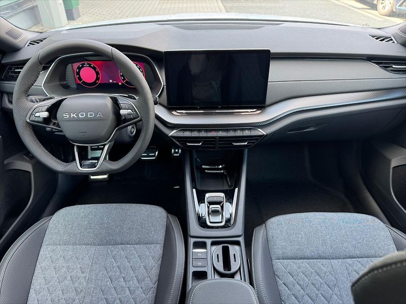 Škoda Octavia (2026) 2,0 TDI 110 kW  Sportline - fotka 9 z 11