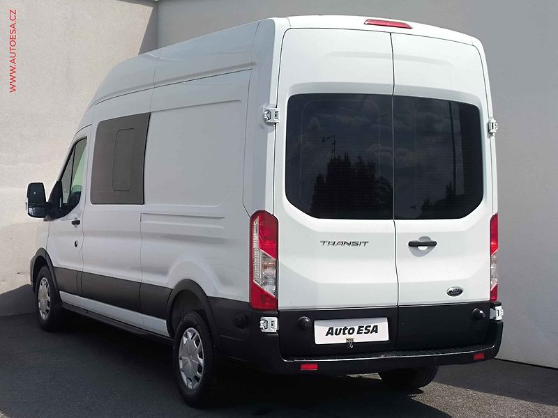 Ford Transit (2021) 2.0TDCi L3H3 6míst, Trend - fotka 6 z 19