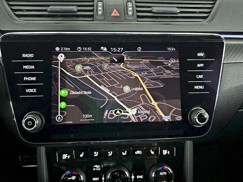 Škoda Superb (2020) 1.5TSI 110kW DSG SPORTLINE NAV - fotka 9 z 28