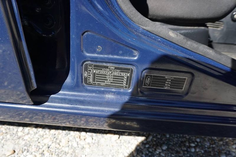 Ford Fiesta (2008) 1,3 NOVÉ V ČR - fotka 15 z 26