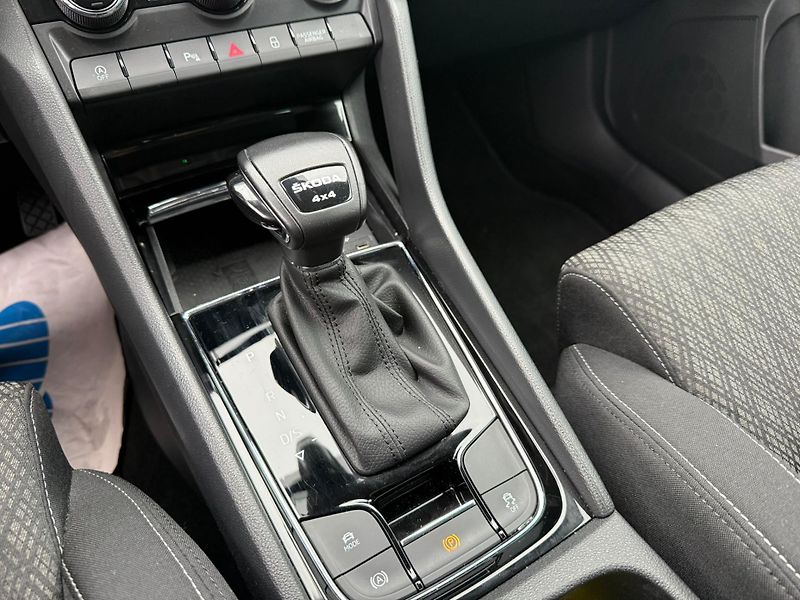 Škoda Karoq Style 2.0 TDI 110kw DSG 4x4 - fotka 20 z 26