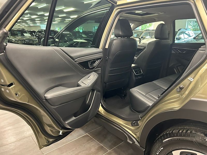 Subaru Outback (2022) 2.5 TOURING 2022 | Záruka - fotka 18 z 53