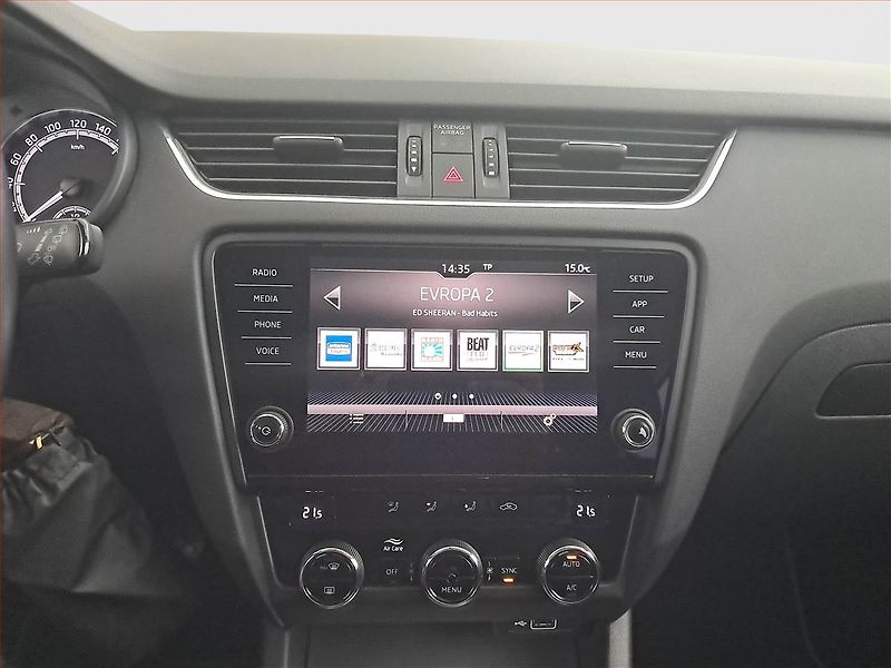Škoda Octavia (2019) Style 1.6 TDI, Serv.kniha - fotka 12 z 14