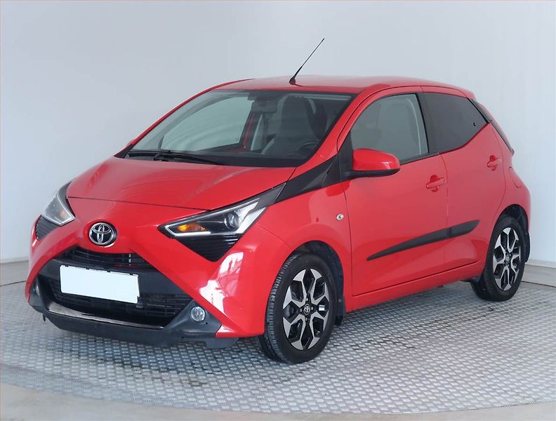 Toyota Aygo (2021) 1.0 VVT-i - fotka 2 z 19