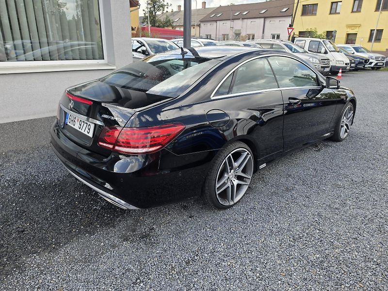 Mercedes-Benz Třídy E 250CDI  AMG Facelift Led - fotka 3 z 16