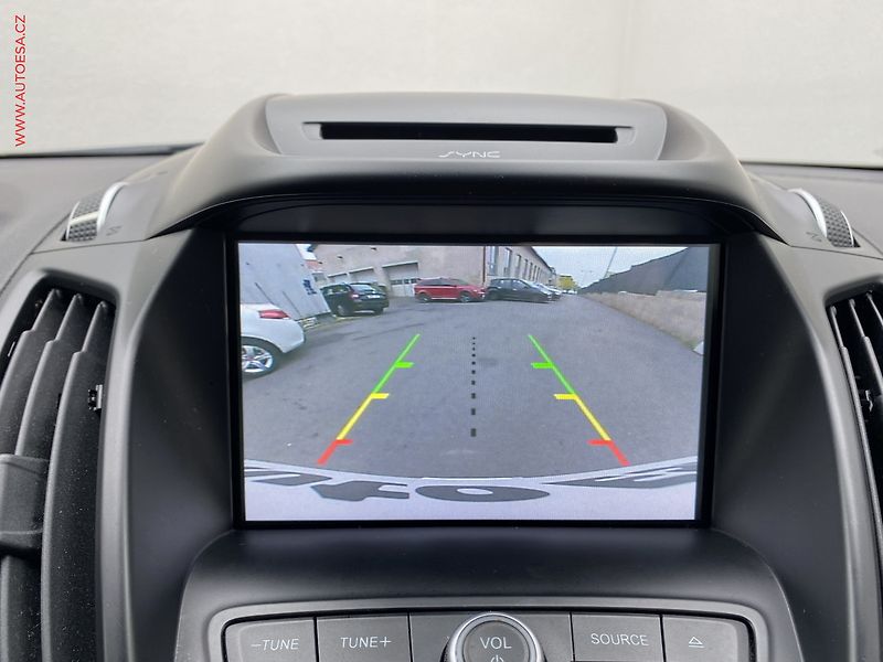 Ford Kuga (2018) 2.0 TDCi 4x4, Titanium, AT - fotka 18 z 18