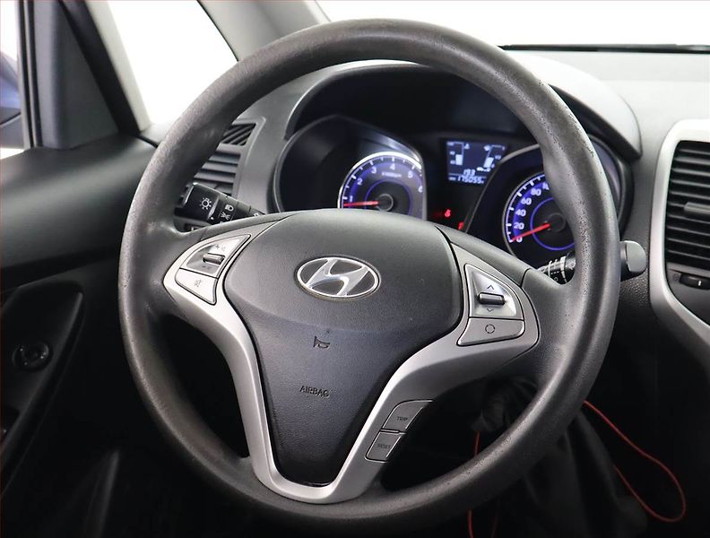 Hyundai ix20 (2011) 1.4 CVVT, LPG, Serv.kniha - fotka 17 z 19