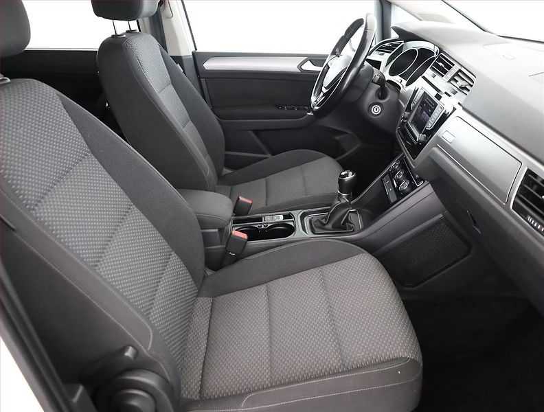 Volkswagen Touran (2016) Comfortline 2.0 TDI - fotka 7 z 17