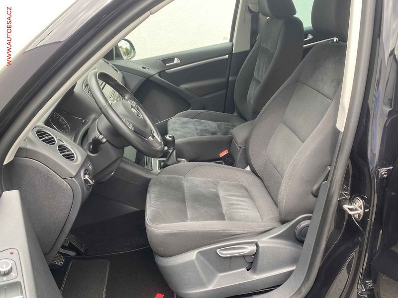 Volkswagen Tiguan (2013) 2.0TDi, Sport&Style, TZ - fotka 9 z 16