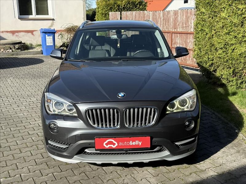 BMW X1 2,0 20d xDrive NAVI XENON - fotka 13 z 37