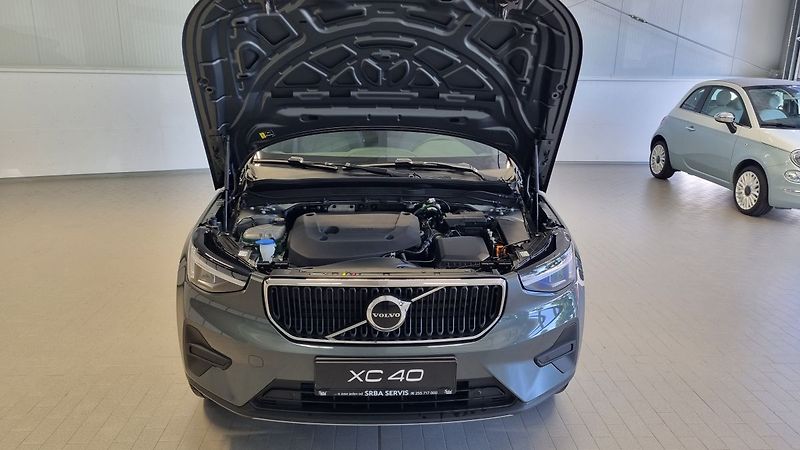 Volvo XC40 (2026) B3 2.0L 163 HP AT7 FWD CORE - fotka 15 z 15