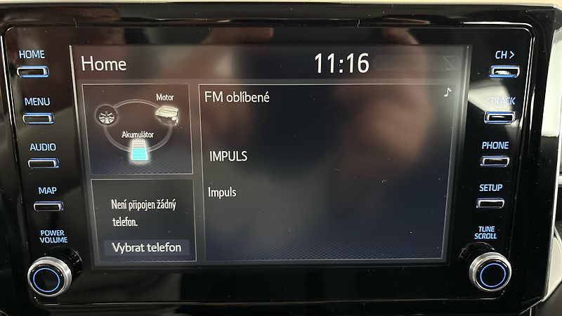 Toyota Corolla 1.8 Hybrid AUT Active Sedan - fotka 11 z 24