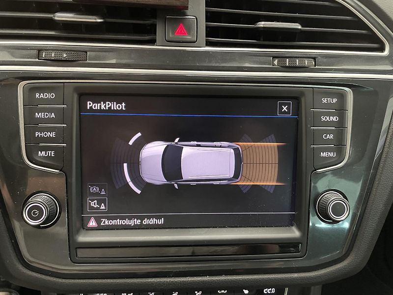 Volkswagen Tiguan 1.4 TSi ČR DSG SERVISKA  - fotka 24 z 26