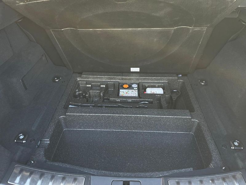 Land Rover Range Rover Evoque D165 SE R-Dynamic, Meridian - fotka 15 z 26