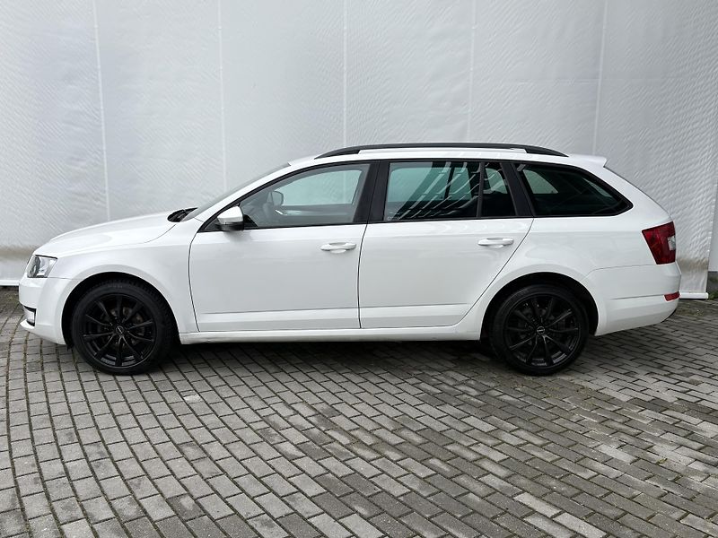 Škoda Octavia Combi 1.6 TDI ACTIVE Plus  81 - fotka 3 z 25
