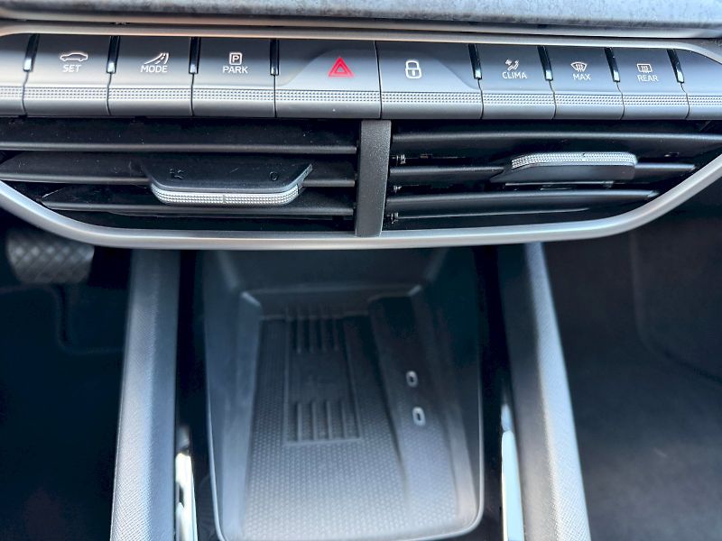 Škoda Octavia (2025) 2.0 TDI 110kW DSG Exclusive Se - fotka 28 z 35