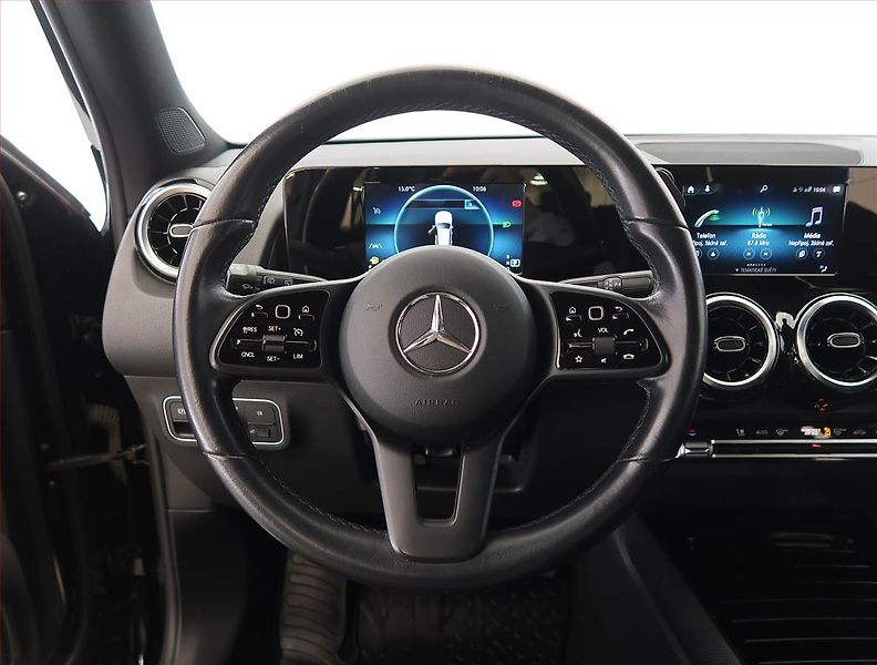 Mercedes-Benz GLB (2022) Progressive 200, digi klima - fotka 20 z 22