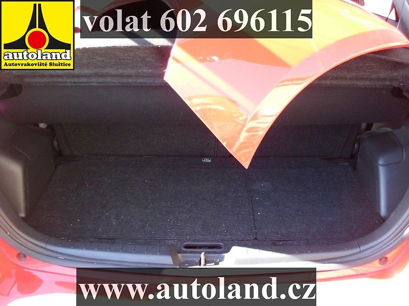 Toyota Yaris (2008) VOLAT 602 696115 - fotka 7 z 9