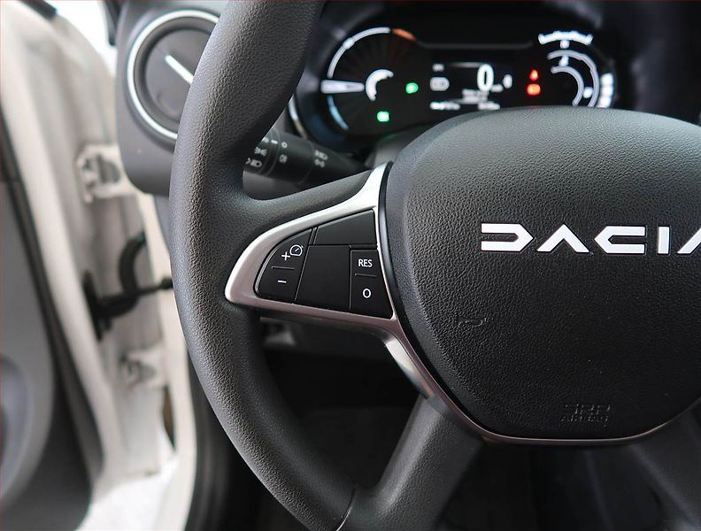 Dacia Spring (2023) (27 kWh), SoH 93%, Automat, Ků - fotka 16 z 20