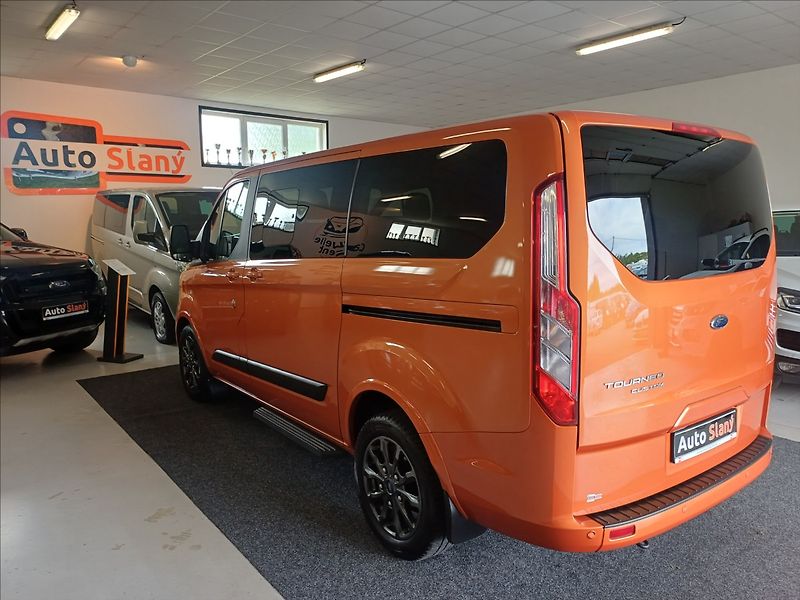 Ford Tourneo Custom 2,0 Titanium,1maj,Top stav! - fotka 5 z 27