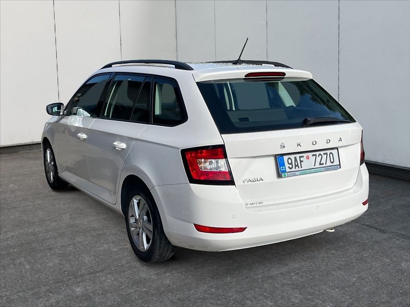 Škoda Fabia 1,0 TSI 70 Ambition - fotka 4 z 11