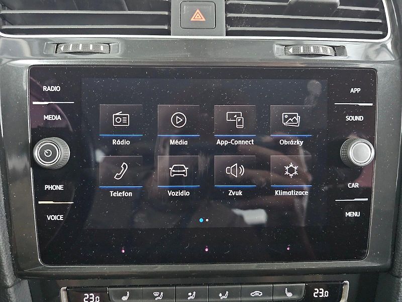 Volkswagen Golf Variant (2020) 1,5 TSI EVO 130k COMFORT LINE - fotka 12 z 31