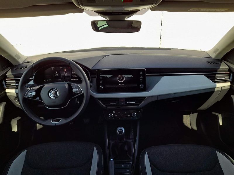 Škoda Scala Top Selection 1.0 TSI 85kW 6MP - fotka 5 z 20