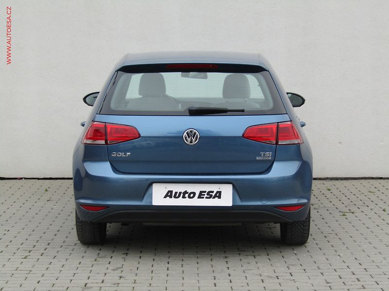 Volkswagen Golf (2013) 1.2 TSi, AC, park.asist - fotka 5 z 16