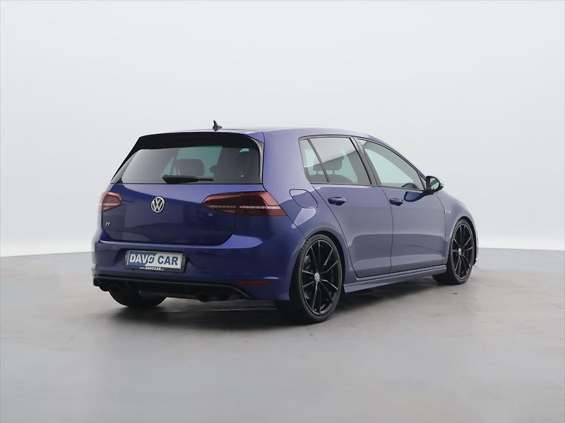 Volkswagen Golf 2,0 TSI R 221kW 4Motion DSG - fotka 7 z 35