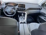 Peugeot 3008 (2019) 1.2PT, Allure, navi, kamera - náhled 8
