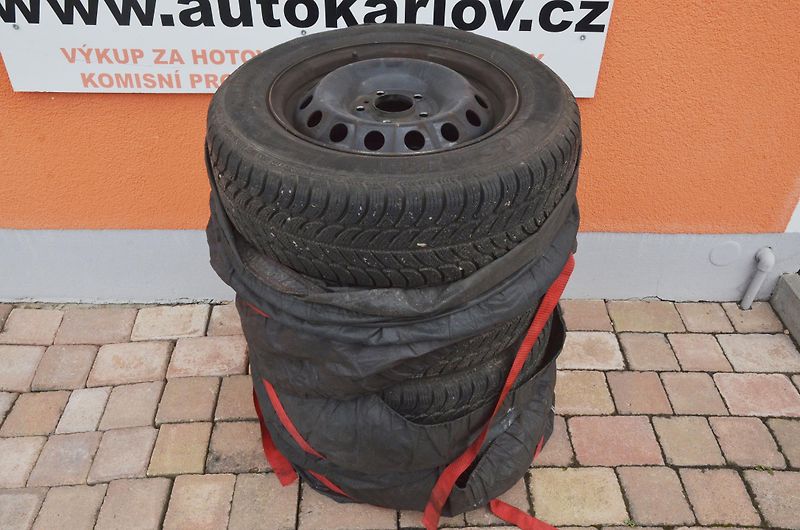 Hyundai ix20 (2013) 1.4i 66kW / ČR / 1.MAJITEL - fotka 10 z 30