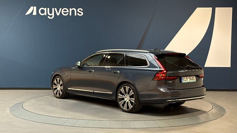 Volvo V90 T8 AWD Recharge Inscription Au - fotka 3 z 17