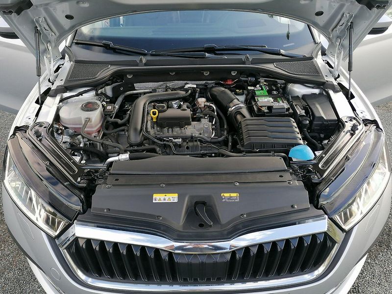 Škoda Octavia (2021) 1.0 TSi E-Tec DSG Style + - fotka 39 z 40