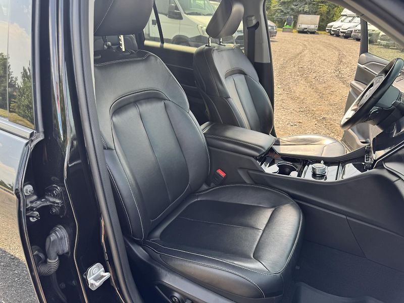 Jeep Grand Cherokee 3.6 V6 L, 6 míst, 4x4 - fotka 34 z 50