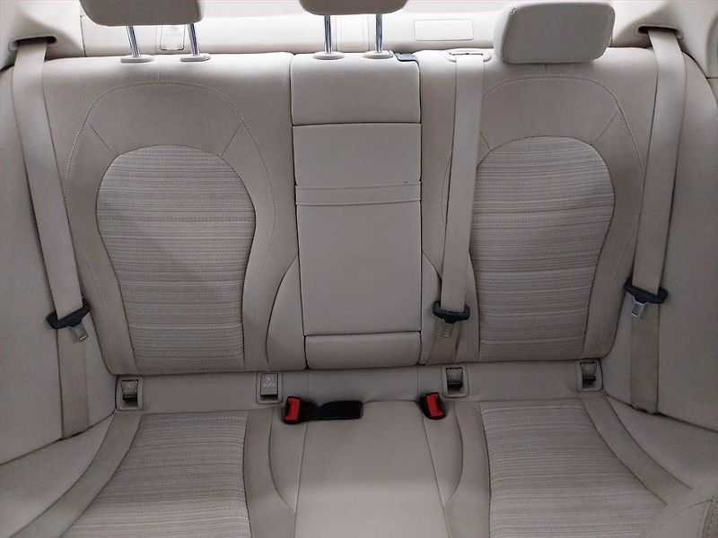 Mercedes-Benz Třídy C (2014) C 250, Automat, Kůže, Navi - fotka 10 z 20