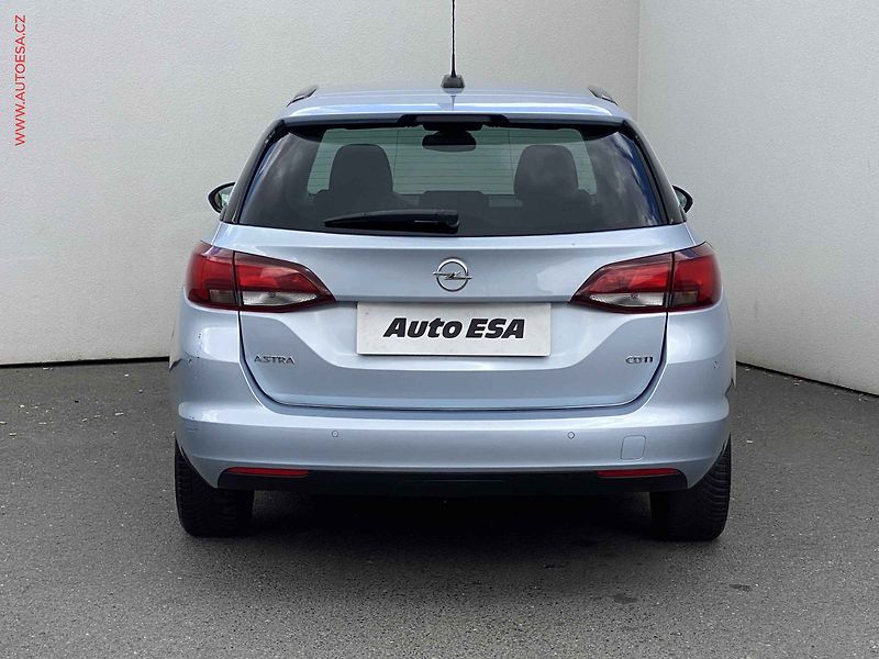 Opel Astra (2017) 1.6CDTi, ČR, AC, TZ - fotka 5 z 16
