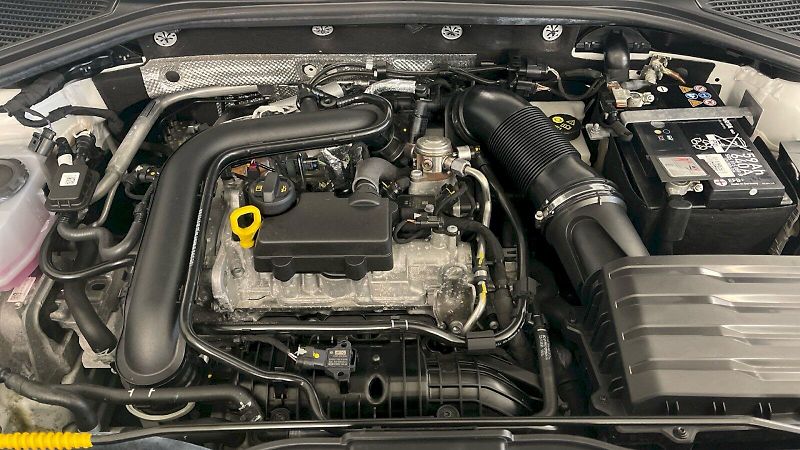 Volkswagen T-Roc (2025) Life GOAL 1.0 TSI 85kW - fotka 20 z 31