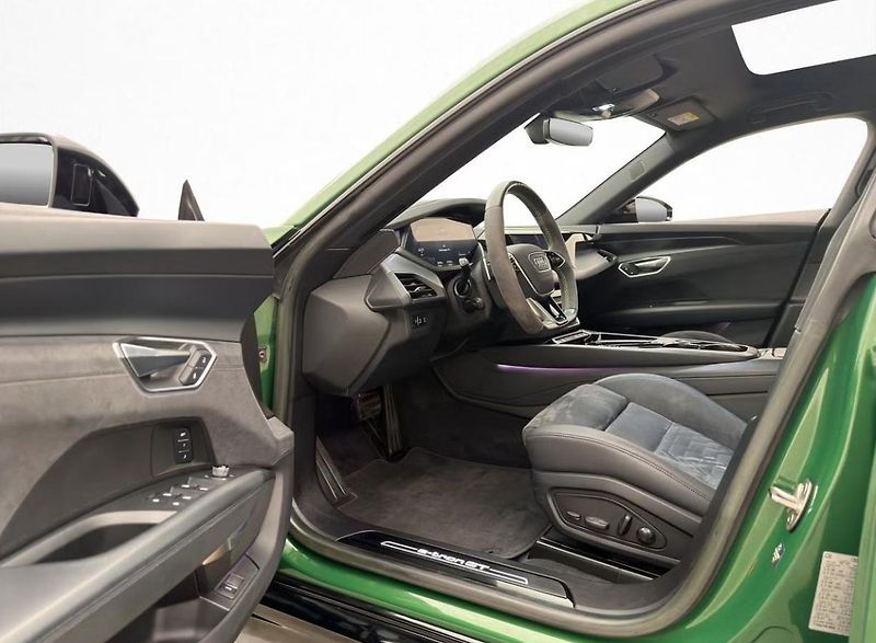 Audi e-tron GT Quattro HuD 360k Matrix Pano. - fotka 9 z 36