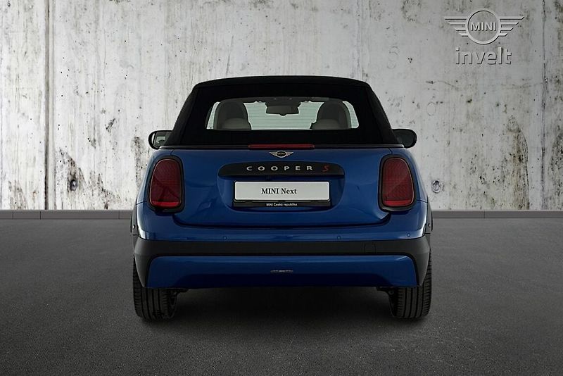 Mini Cooper S Convertible S - fotka 7 z 23