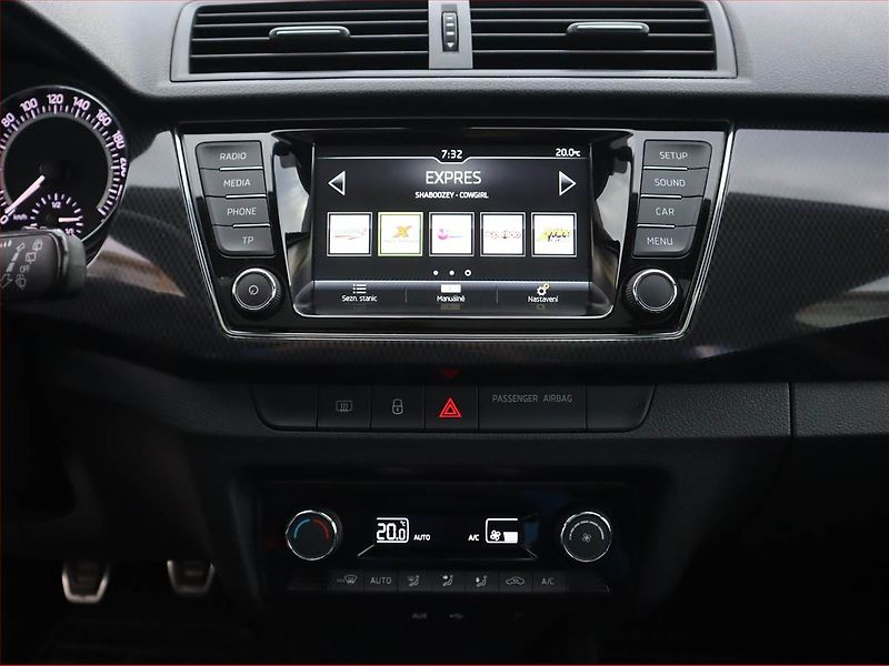 Škoda Fabia (2017) Monte Carlo 1.0 TSI, Navi - fotka 12 z 22