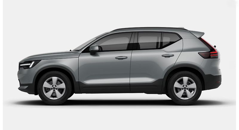 Volvo XC40 (2026) B3 AUT ESSENTIAL - fotka 2 z 12