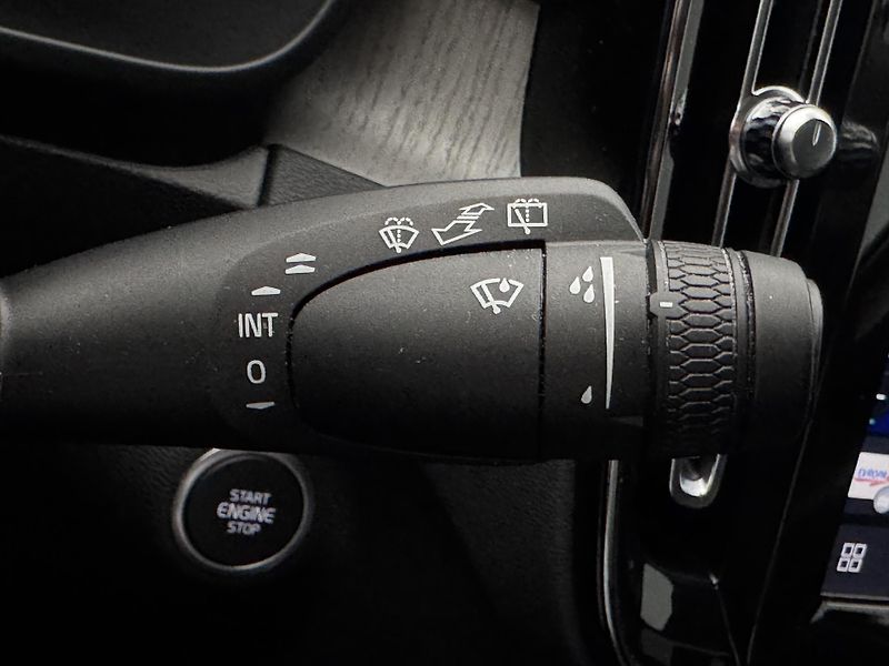 Volvo XC40 B4 AWD ULTIMATE CZ - fotka 32 z 49