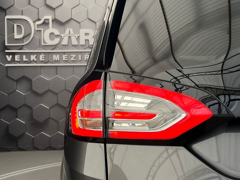 Ford Galaxy 2.5 HEV Titanium 7míst - fotka 45 z 67
