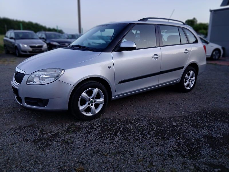 Škoda Fabia 1.2i, ALU, klima - fotka 16 z 31