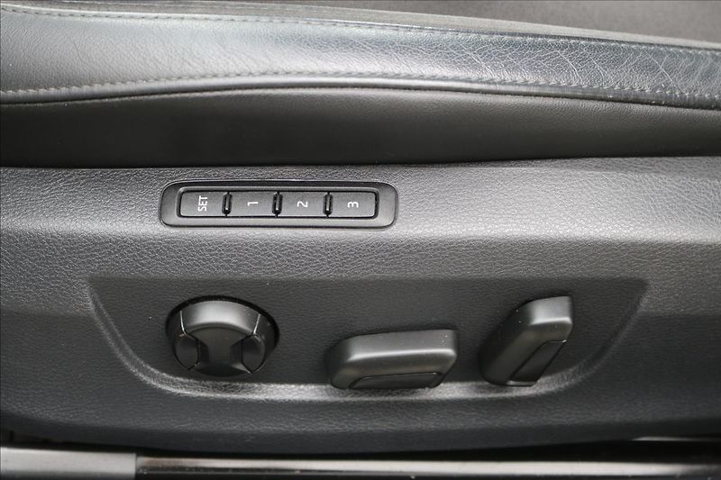 Škoda Superb 2,0 110Kw, ČR, Tažné - fotka 13 z 47