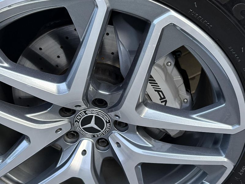 Mercedes-Benz GLC (2018) 43 AMG 4-MATIC 70tKM!! GAR KM! - fotka 23 z 23